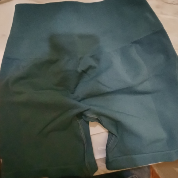 AMPLIFY LEGGINS - Picture 3 of 3